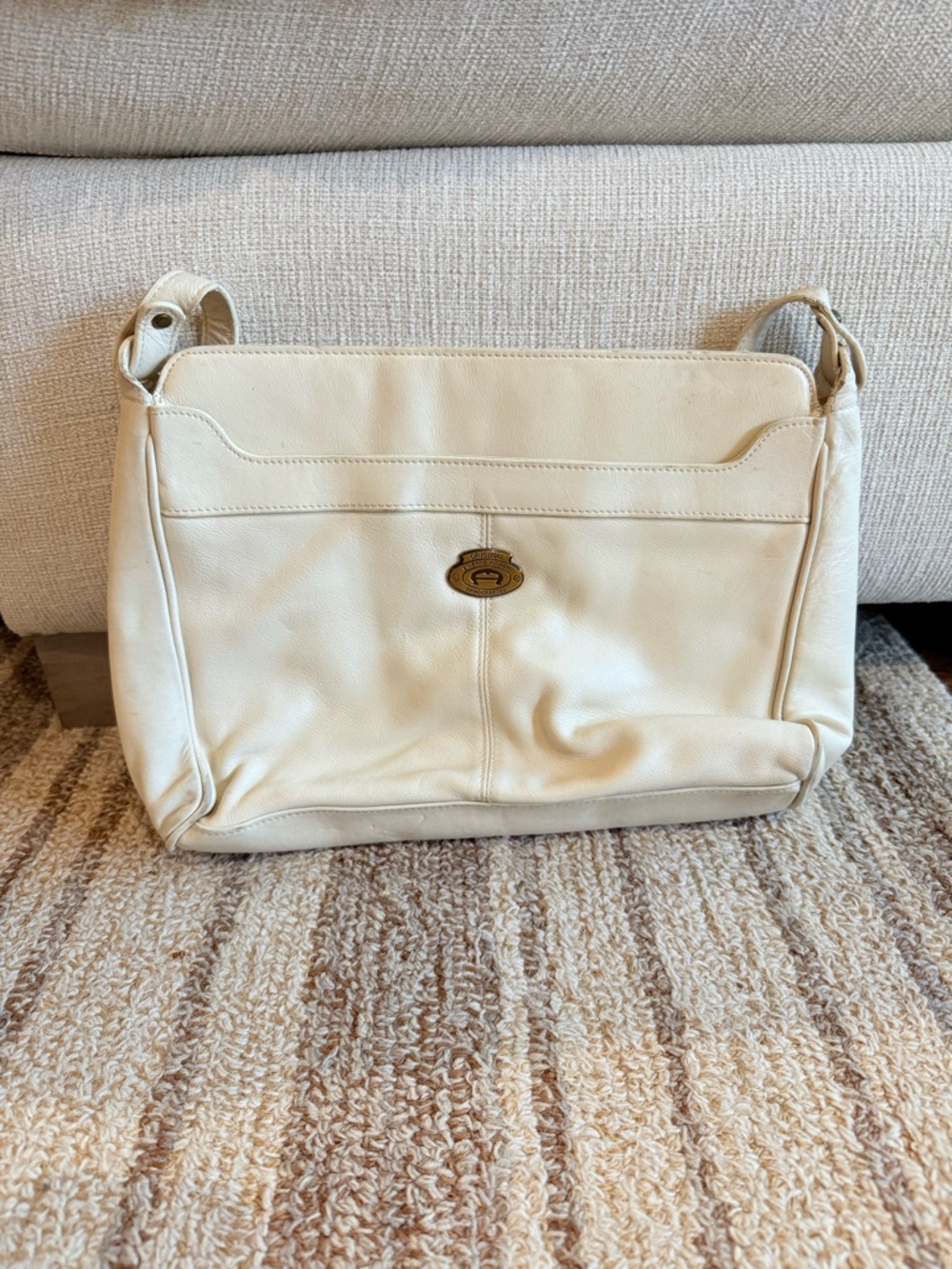 Vintage Etienne Aigner Cream Leather Shoulder Bag Classic Logo
